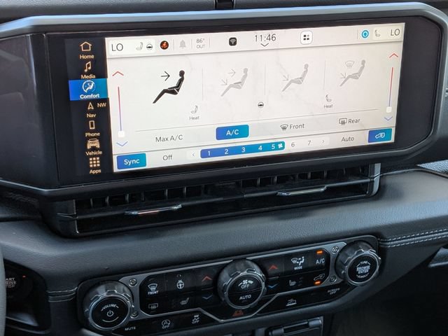 Certified 2024 Jeep Wrangler Unlimited Sahara w/ Technology Group AWD/4WD image 26