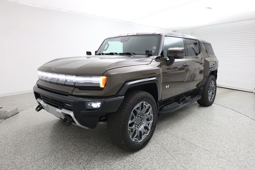 Used 2025 GMC Hummer EV 3X w/ LPO, Illumination Package AWD/4WD image 1