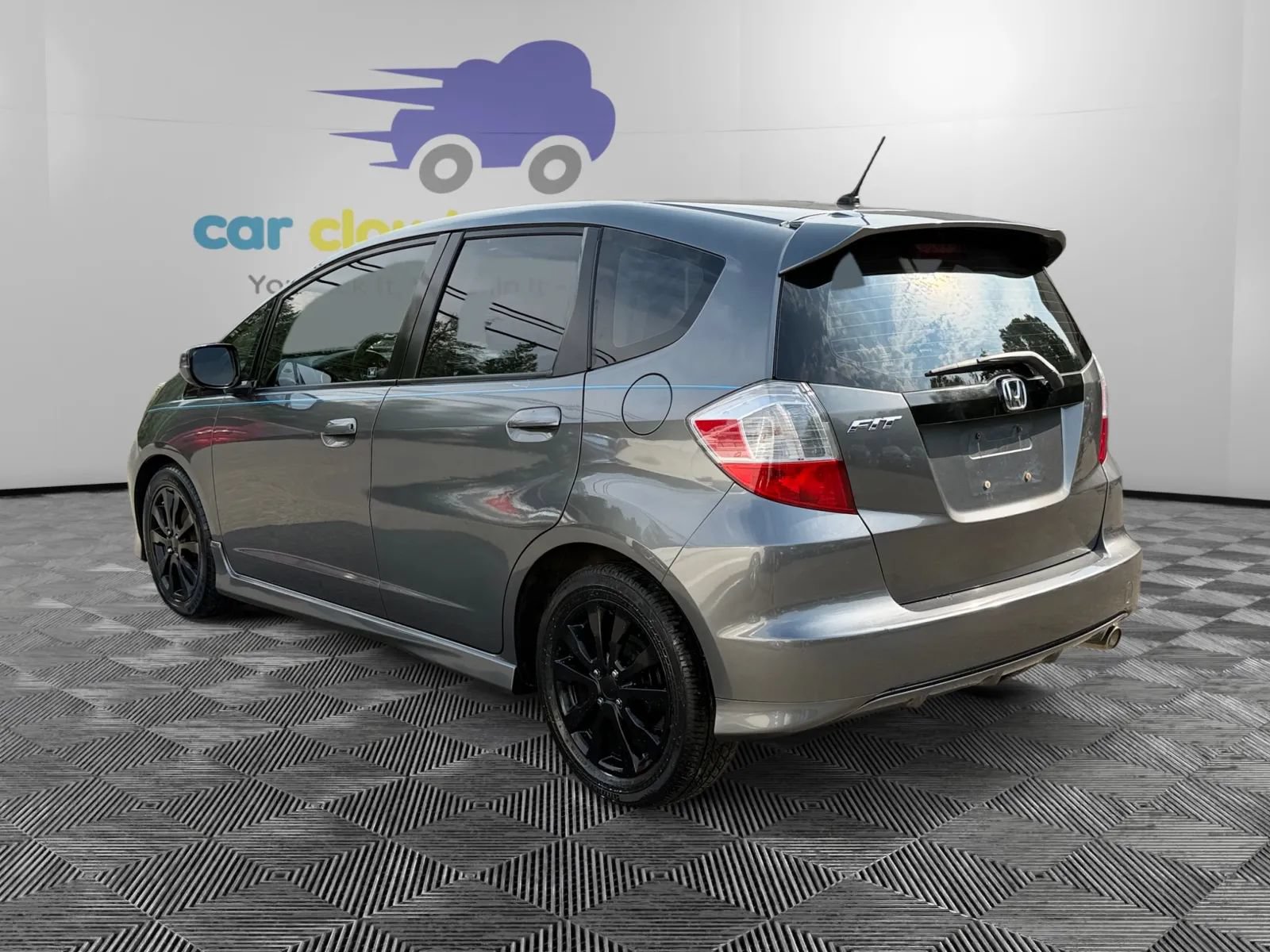 Used 2013 Honda Fit Sport image 3