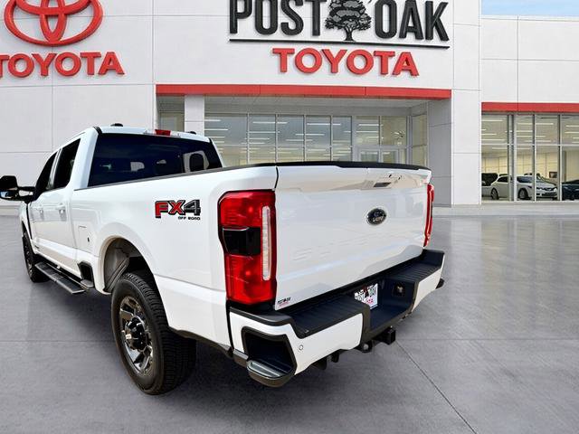 Used 2023 Ford F250 Lariat w/ Sport Appearance Package AWD/4WD image 3