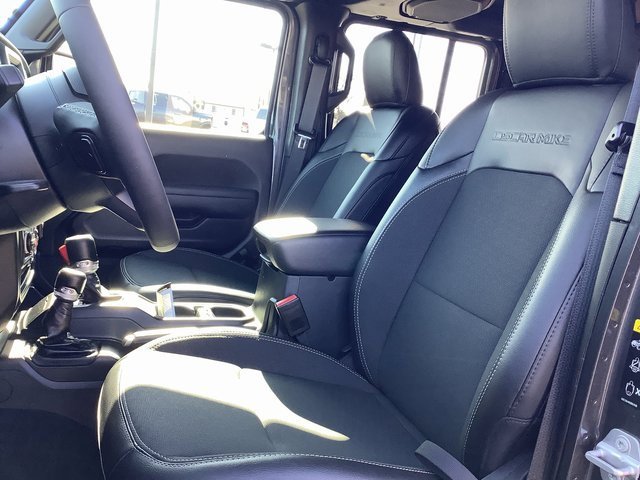 Used 2023 Jeep Wrangler Sport S image 8