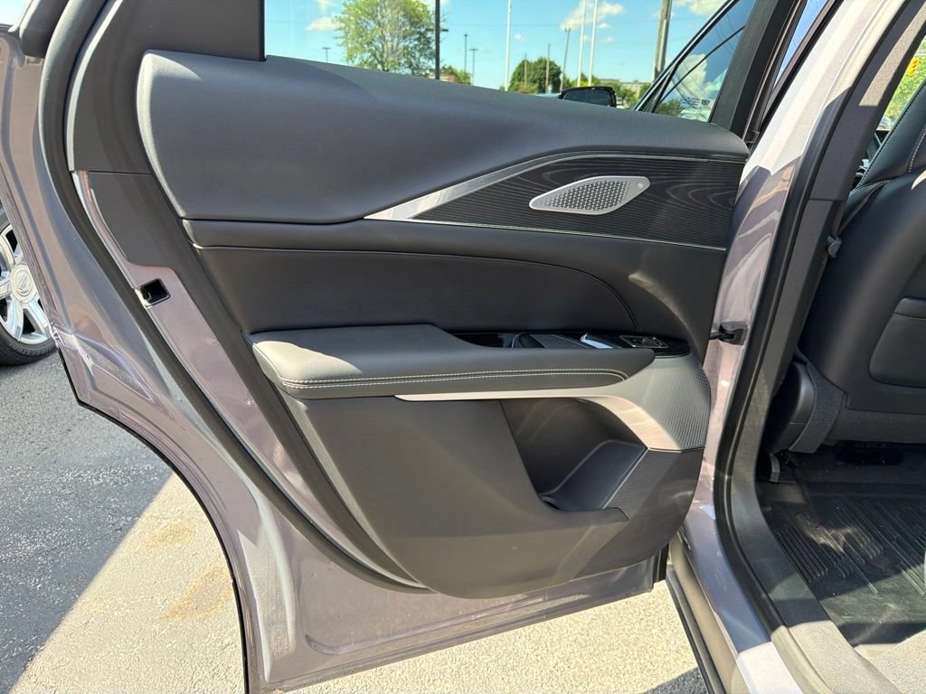 Certified 2024 Cadillac Lyriq Luxury AWD/4WD image 16