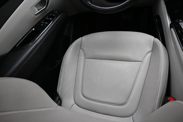 Used 2023 Hyundai Tucson Limited FWD image 11