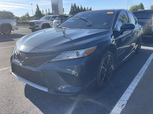 Used 2019 Toyota Camry XSE FWD image 6