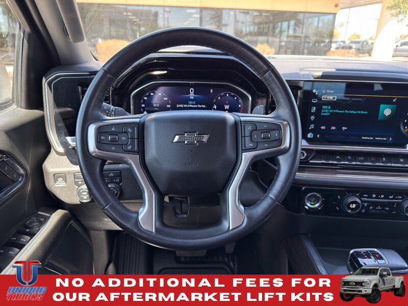 Used 2023 Chevrolet Silverado 1500 RST w/ Redline Edition AWD/4WD image 32