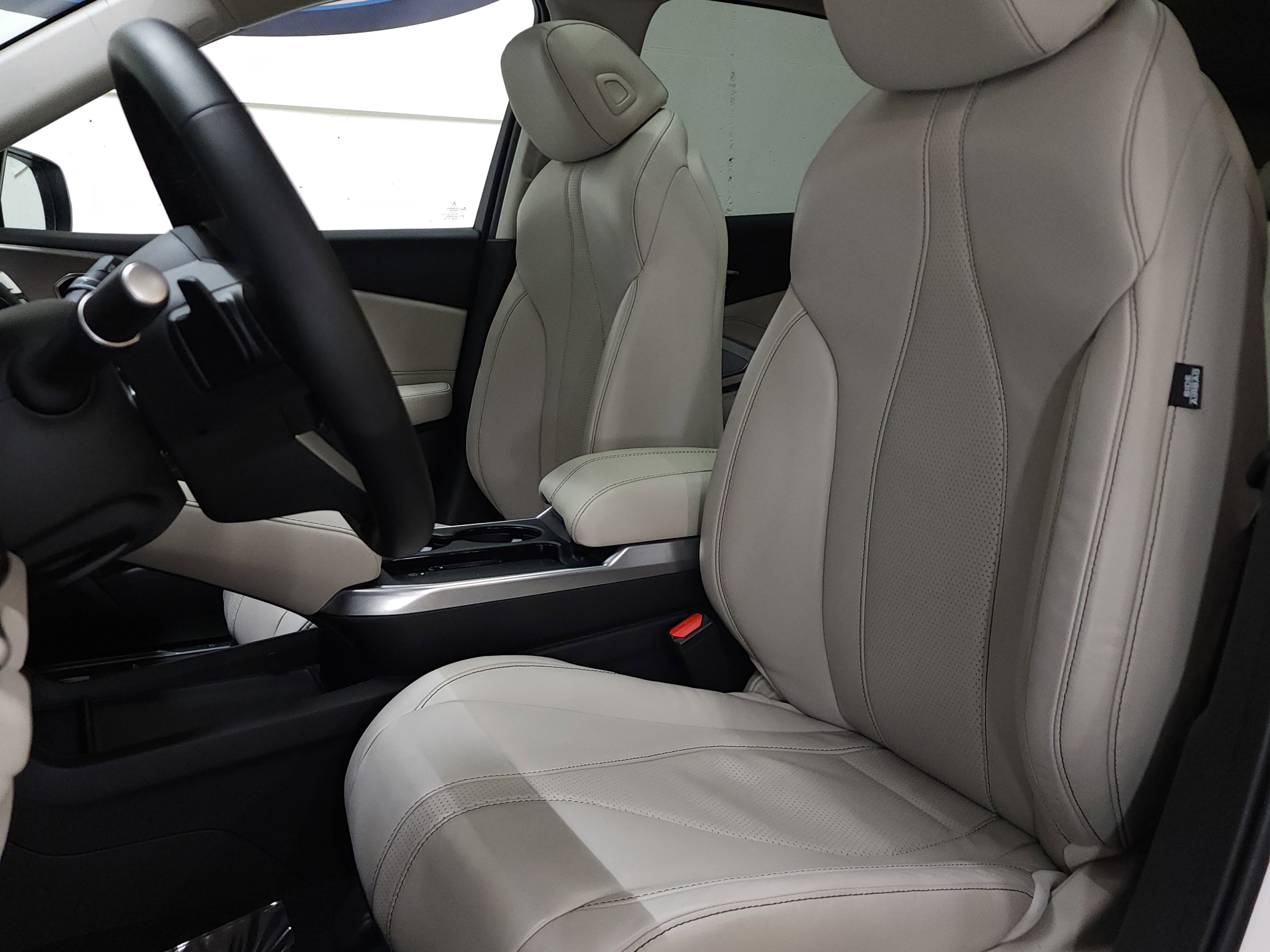 Used 2025 Acura RDX SH-AWD w/ Technology Package image 14