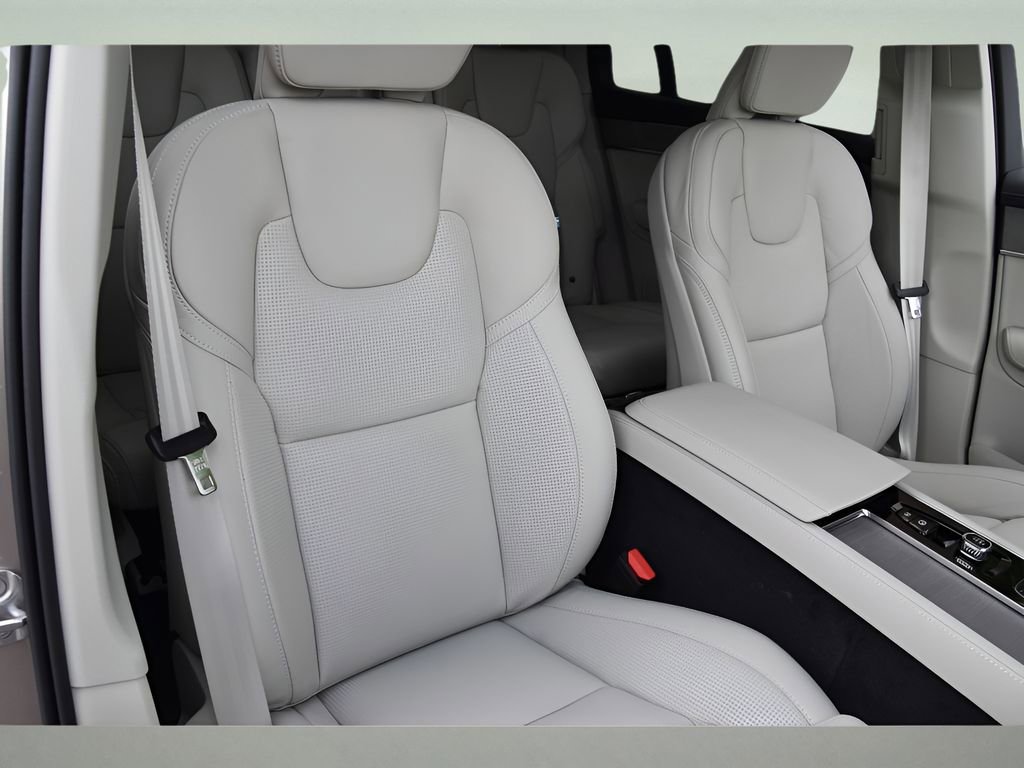 New 2026 Volvo XC90 B5 Ultra w/ Protection Package Premier image 31