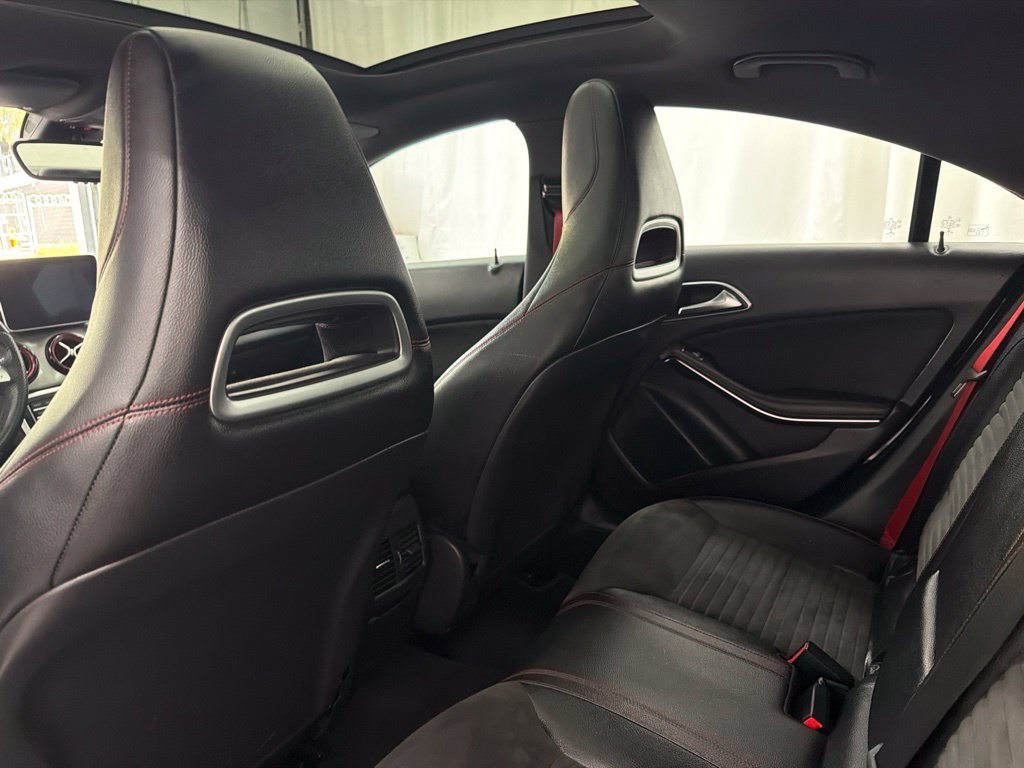 Used 2016 Mercedes-Benz CLA 250 image 22