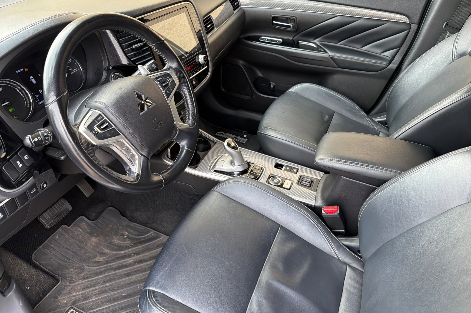 Used 2020 Mitsubishi Outlander SEL image 10