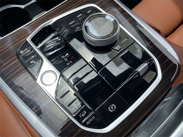 New 2026 BMW X7 M60i image 22