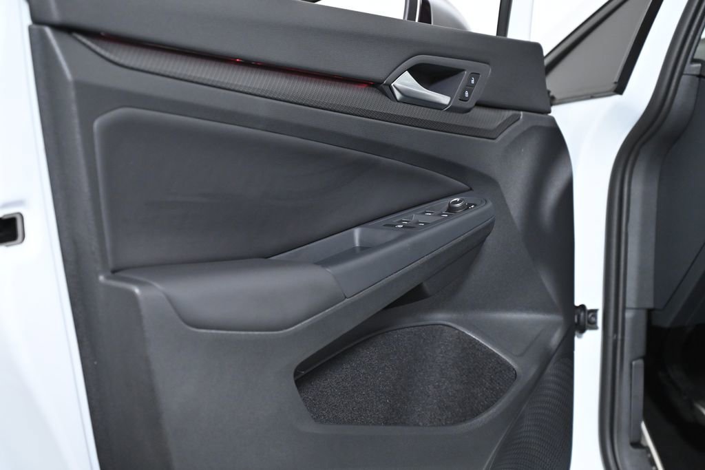 Used 2024 Volkswagen Golf R image 36