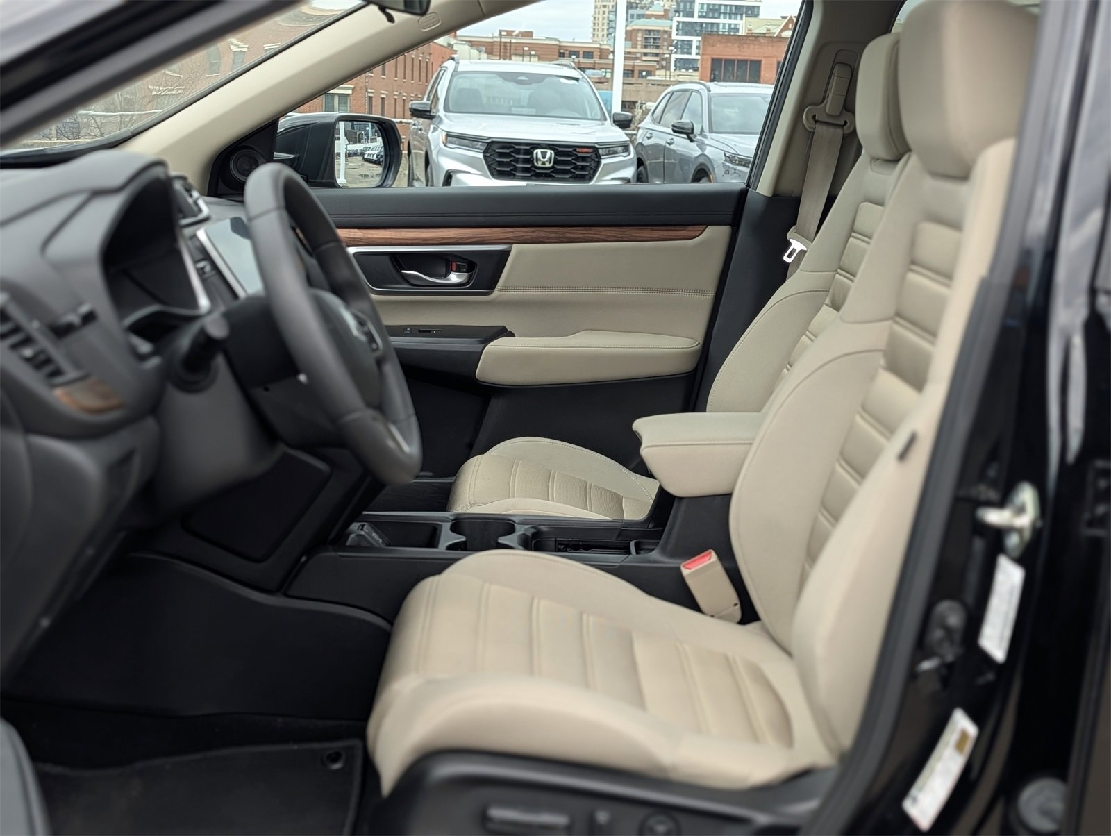 Used 2017 Honda CR-V EX image 16