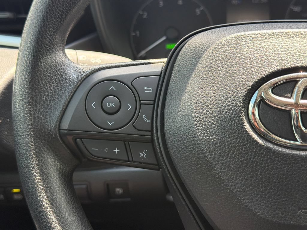 Used 2023 Toyota Corolla LE FWD image 29