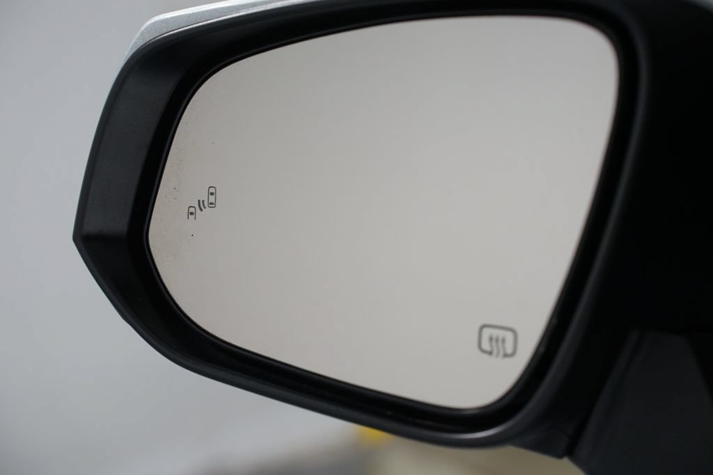 Certified 2024 Toyota Highlander XLE FWD image 26
