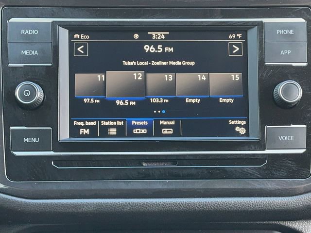 Used 2021 Volkswagen Tiguan S image 19