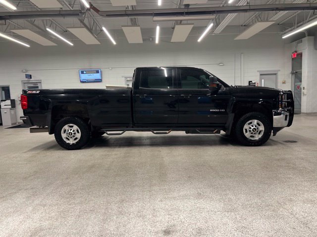 Used 2016 Chevrolet Silverado 2500 LT w/ LT Convenience Package AWD/4WD image 5