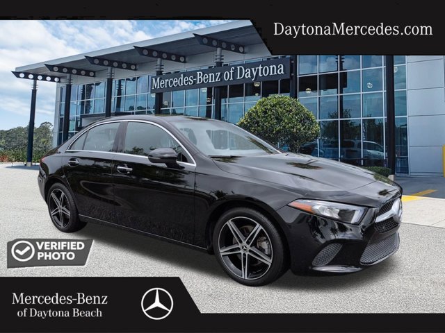 Certified 2022 Mercedes-Benz A 220 image 1
