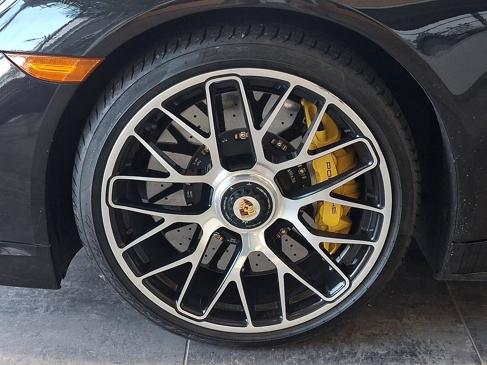 Used 2014 Porsche 911 Turbo image 8