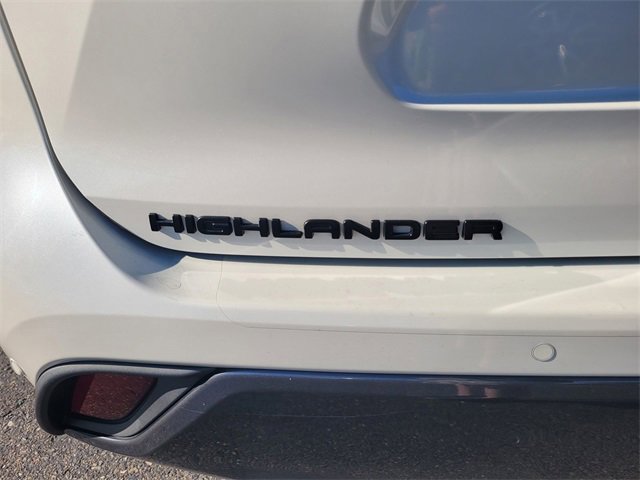 Used 2021 Toyota Highlander Limited image 10