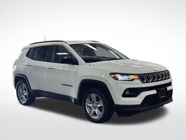 Used 2022 Jeep Compass Latitude w/ Convenience Group image 4