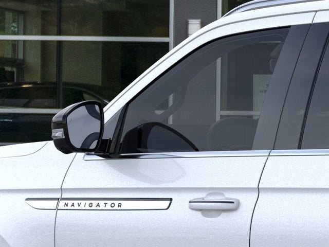 New 2026 Lincoln Navigator Reserve AWD/4WD image 43