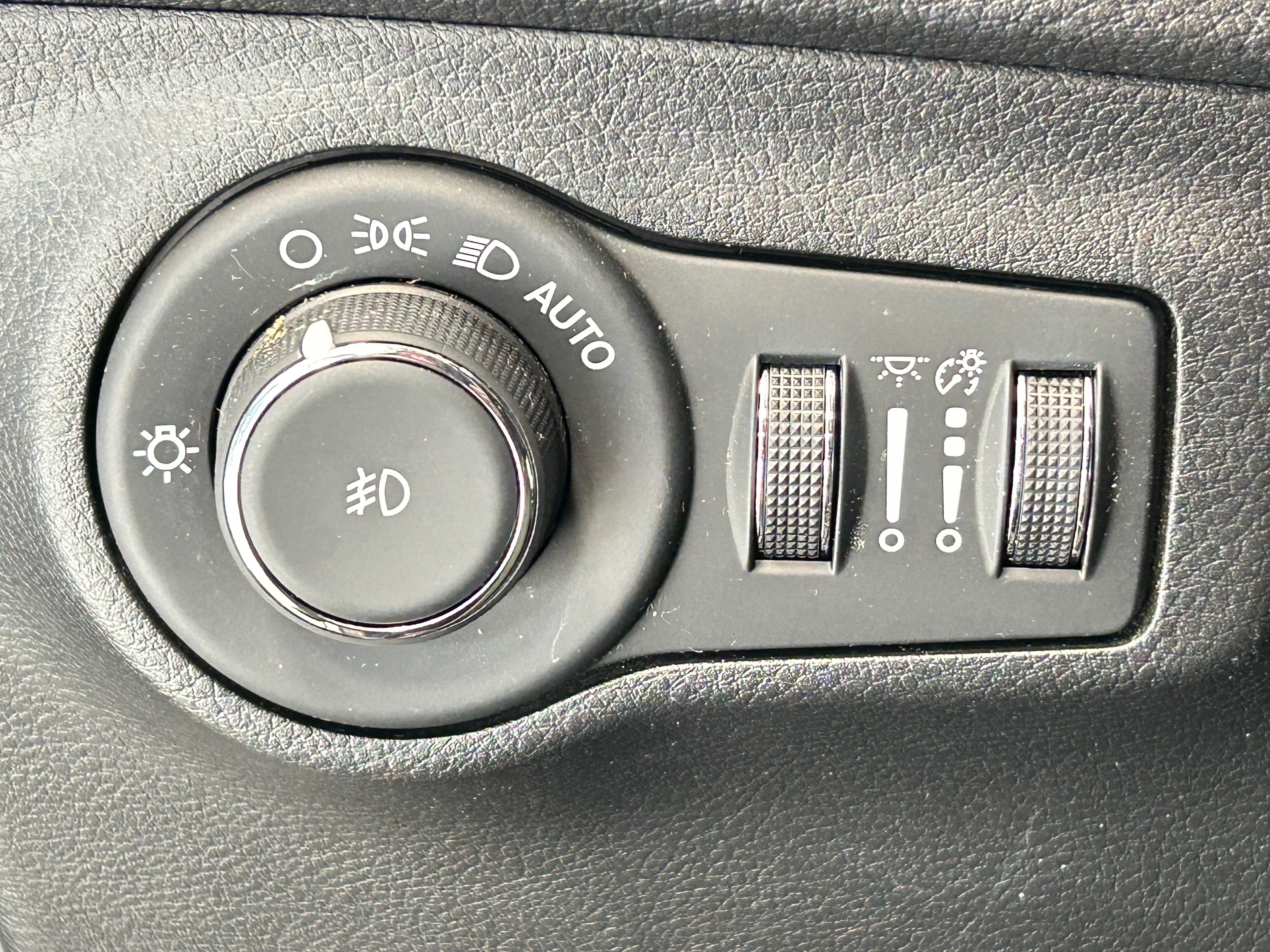 Used 2020 Jeep Compass Latitude AWD/4WD image 59