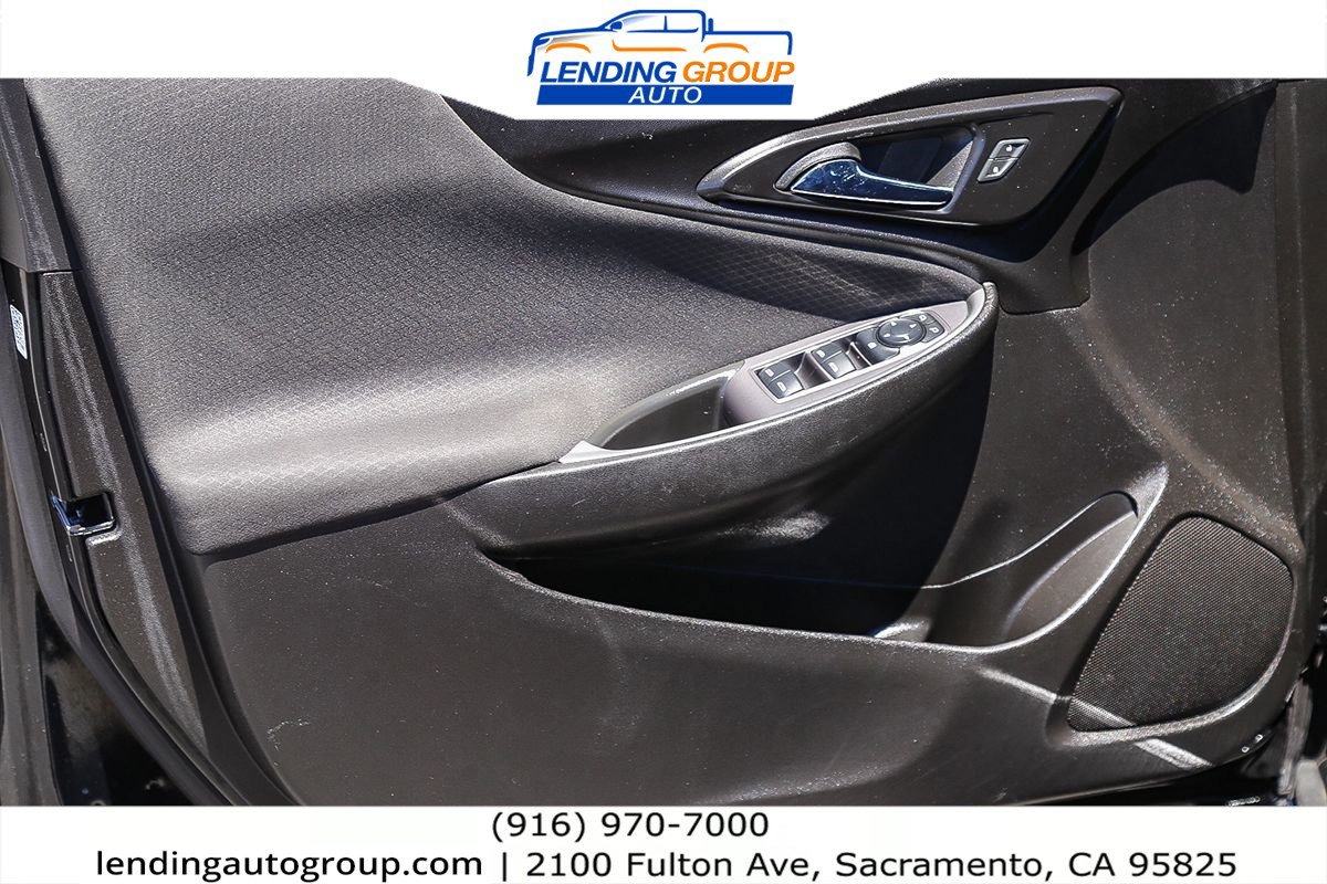 Used 2023 Chevrolet Malibu LT FWD image 19