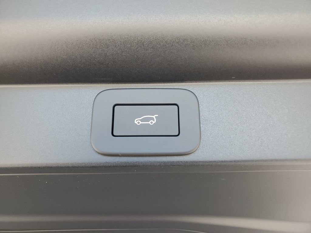 New 2026 Land Rover Range Rover Long Wheelbase SE AWD/4WD image 33