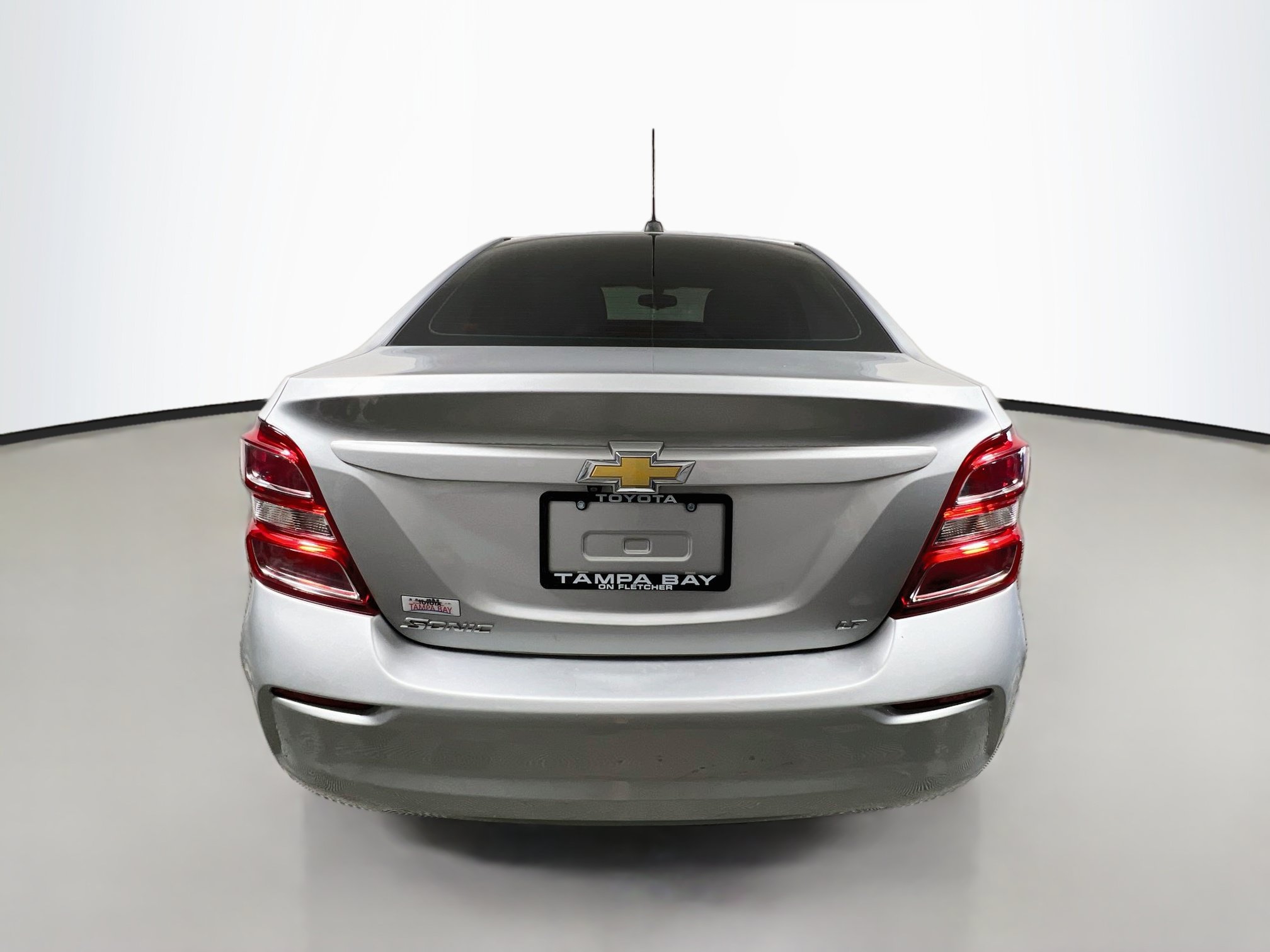 Used 2020 Chevrolet Sonic LT FWD image 6