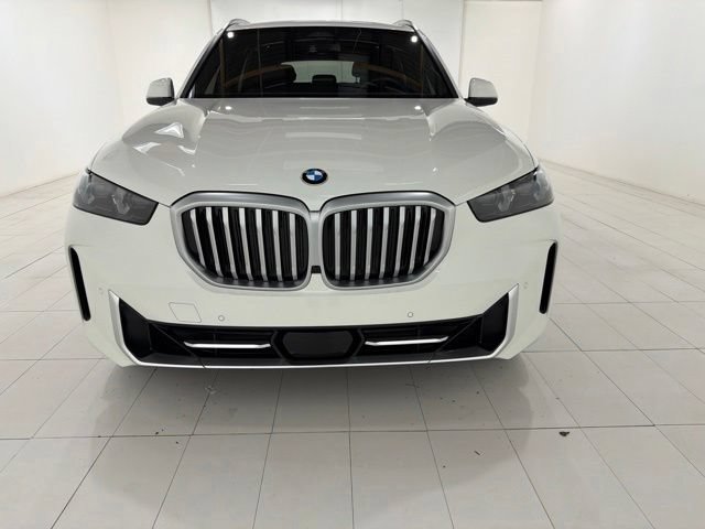 Certified 2024 BMW X5 xDrive40i AWD/4WD image 8