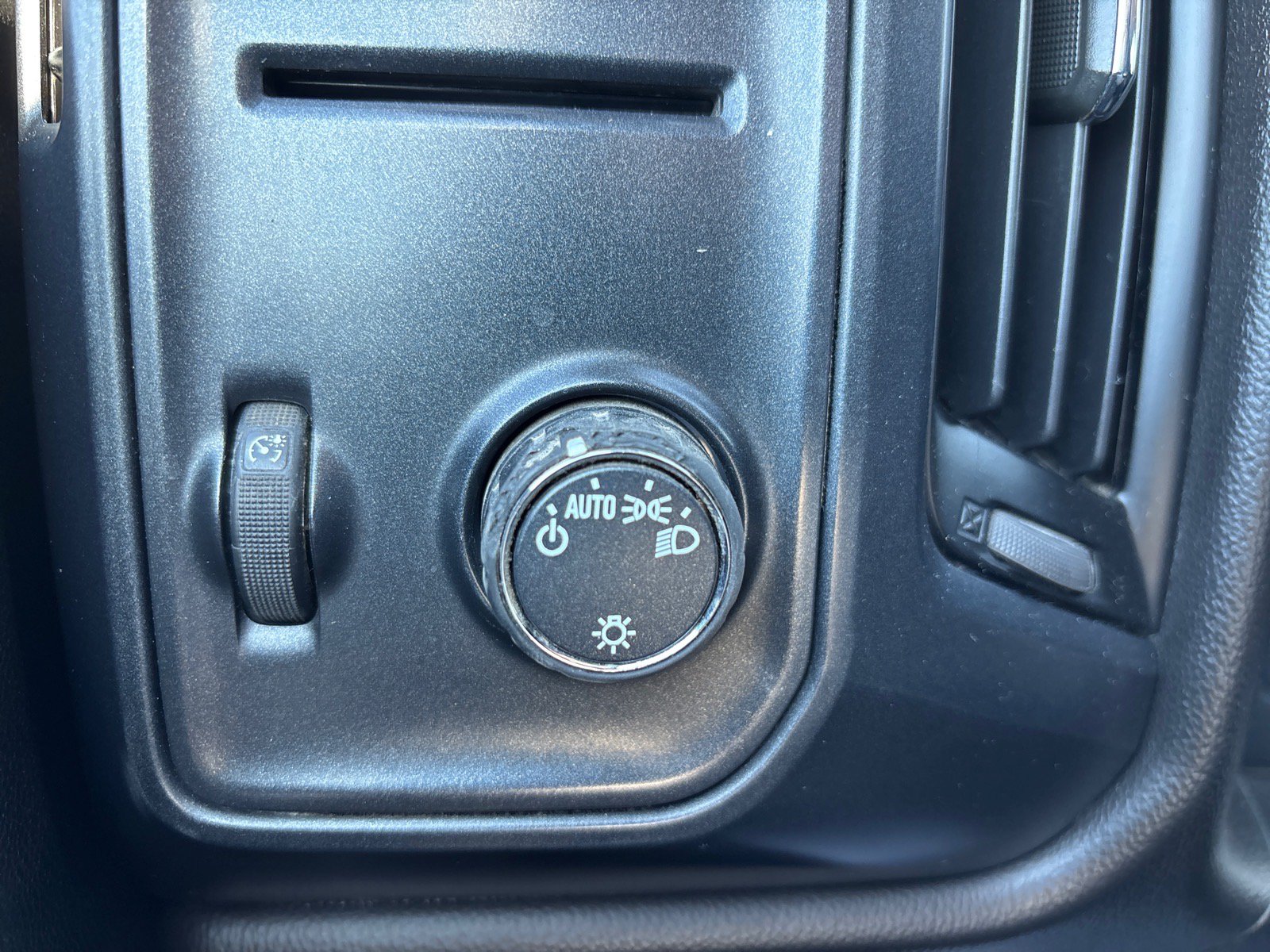 Used 2018 Chevrolet Silverado 2500 W/T w/ WT Fleet Convenience Package AWD/4WD image 22