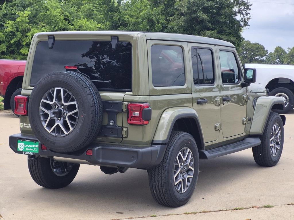 New 2026 Jeep Wrangler Unlimited Sahara AWD/4WD image 7