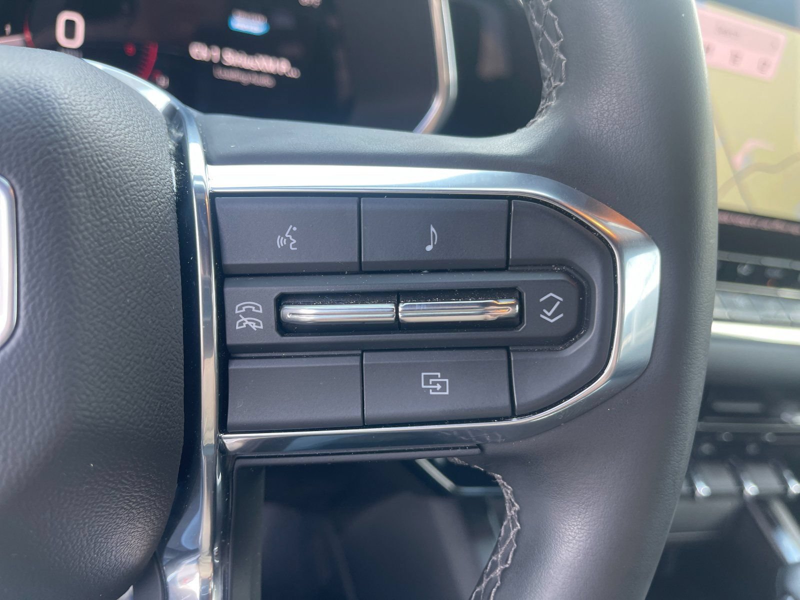 Used 2024 GMC Canyon Elevation w/ Convenience Package RWD image 29
