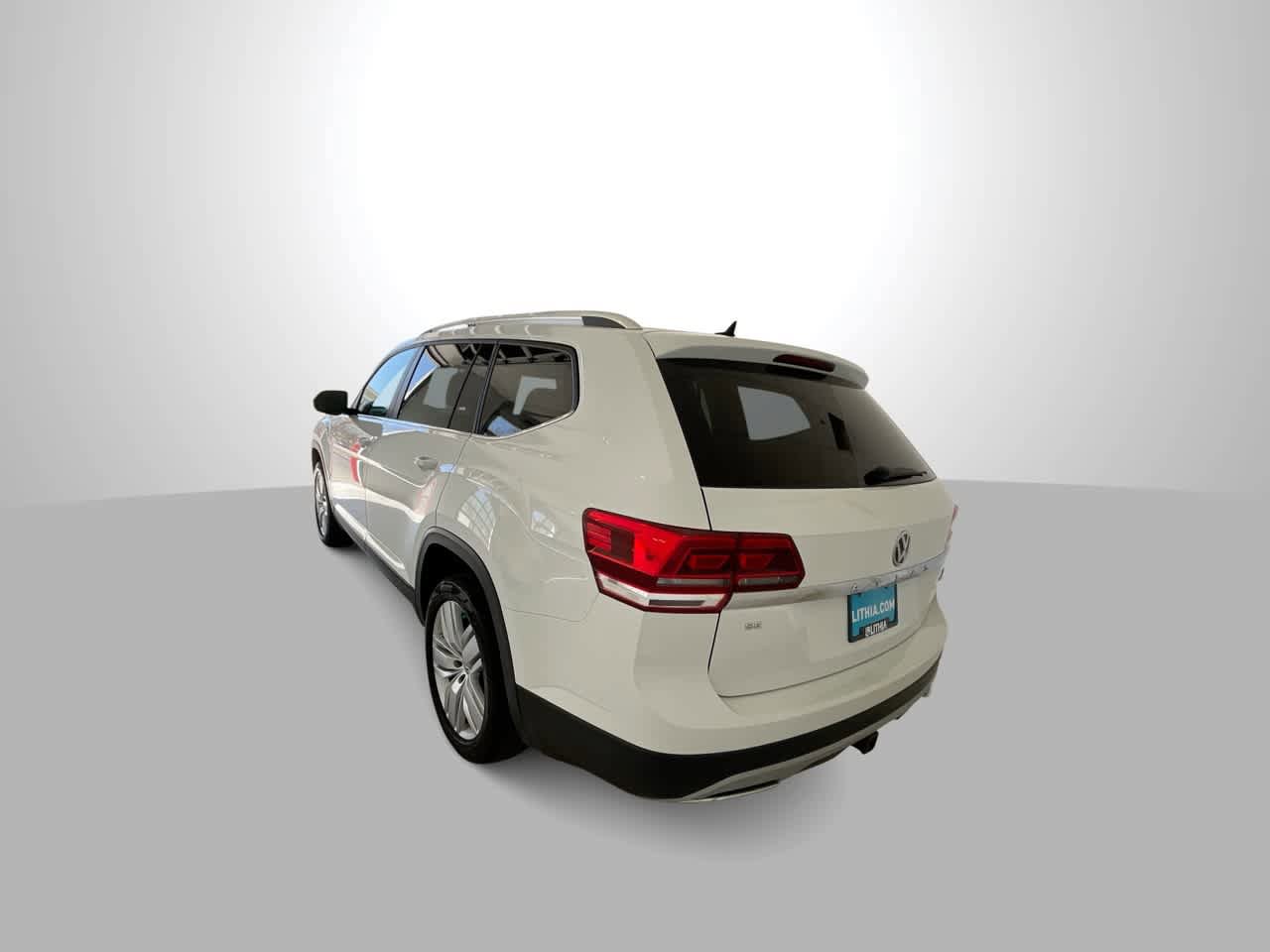 Used 2019 Volkswagen Atlas SE w/ Panoramic Sunroof Package AWD/4WD image 6
