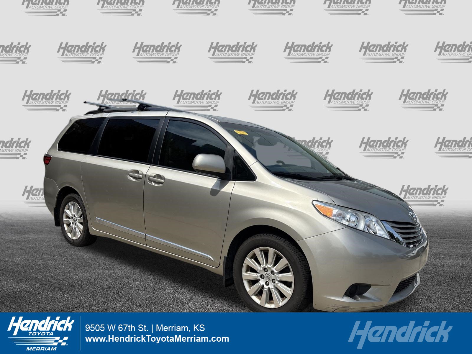 Used 2015 Toyota Sienna LE