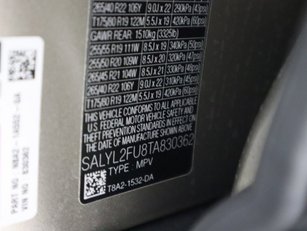 New 2026 Land Rover Range Rover Velar Dynamic SE image 36