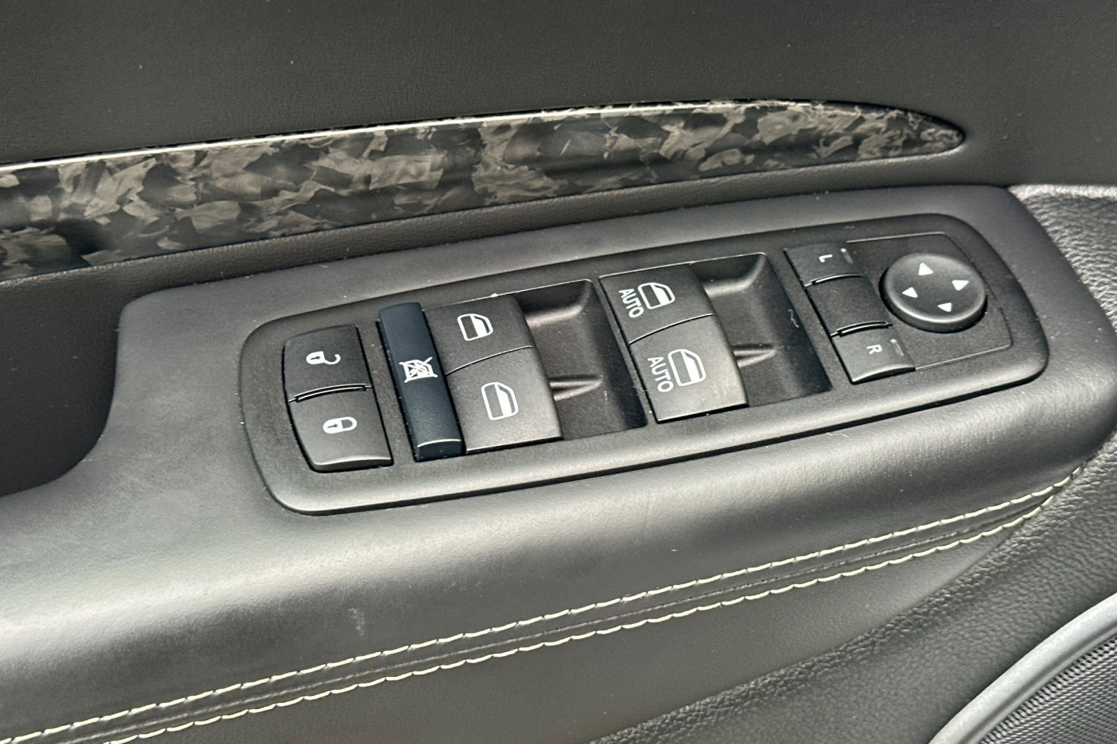 Used 2024 Dodge Durango SRT AWD/4WD image 12