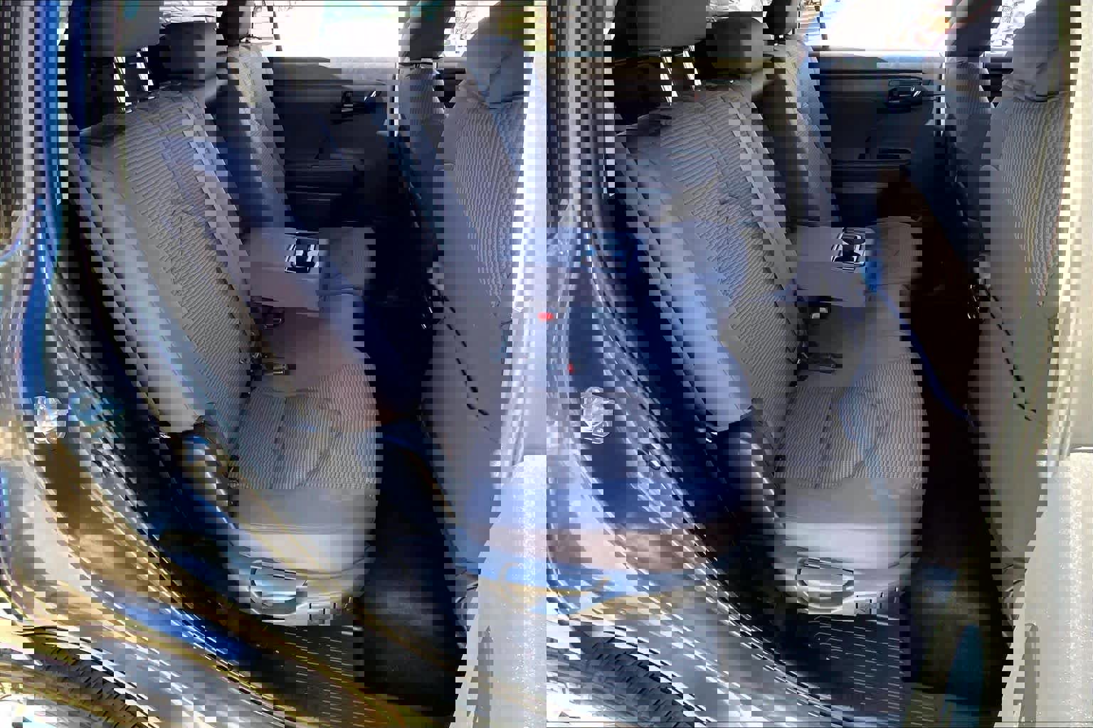 Used 2024 Toyota Highlander LE image 20