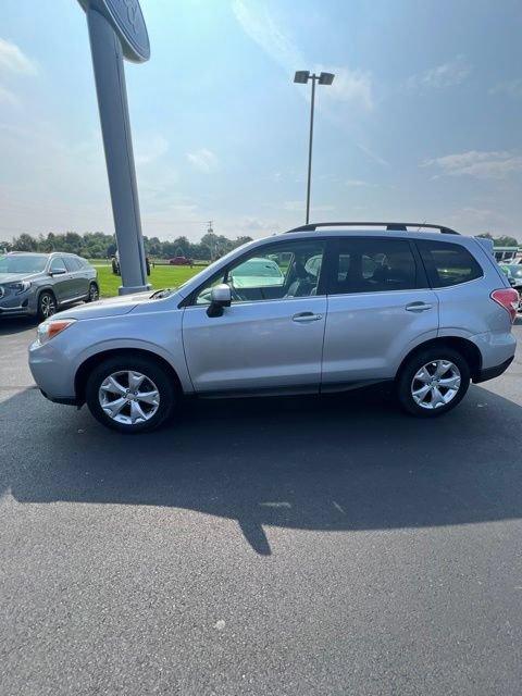 Used 2015 Subaru Forester 2.5i Limited w/ Popular Package #2 AWD/4WD image 2