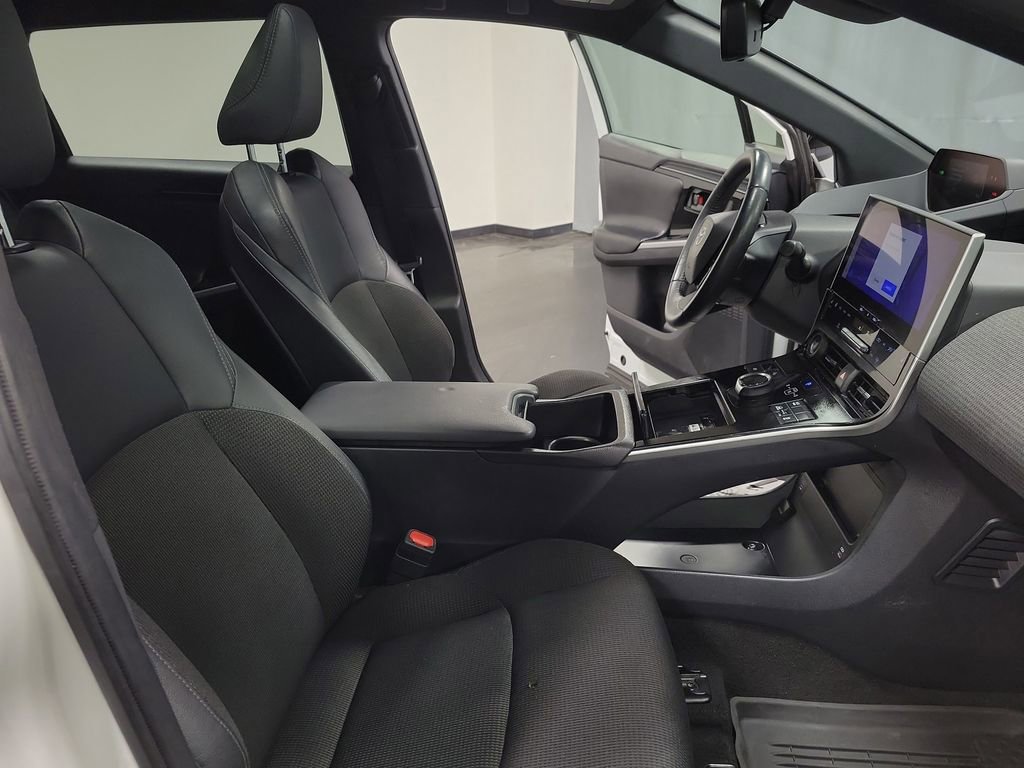 Used 2023 Toyota bZ4X XLE w/ Weather Package image 22