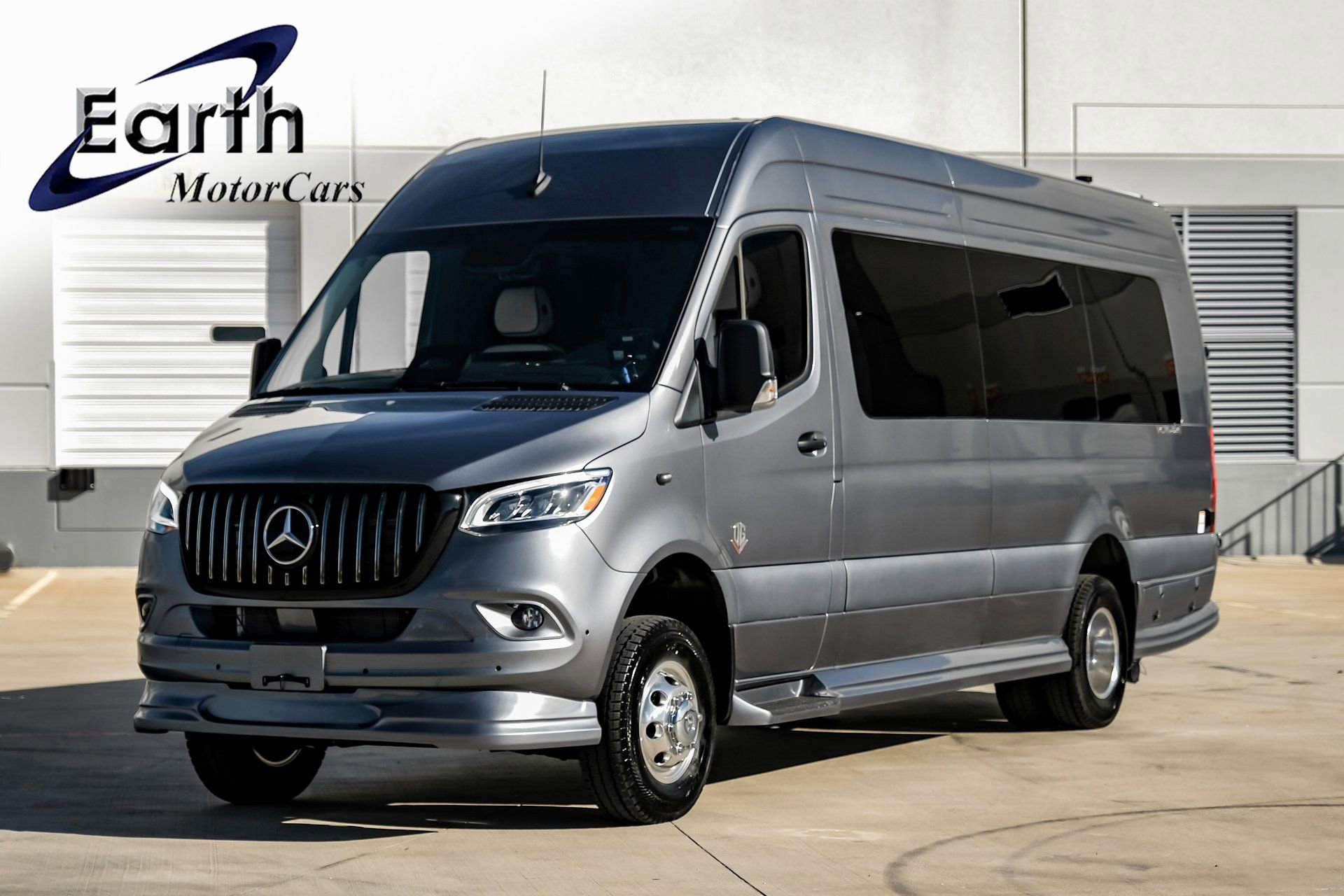 Used 2025 Mercedes-Benz Sprinter 3500 image 1