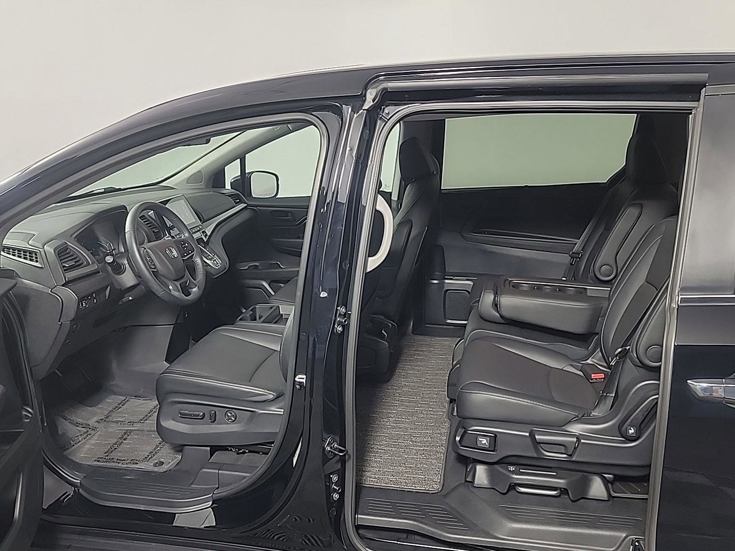 Certified 2024 Honda Odyssey EX-L image 16
