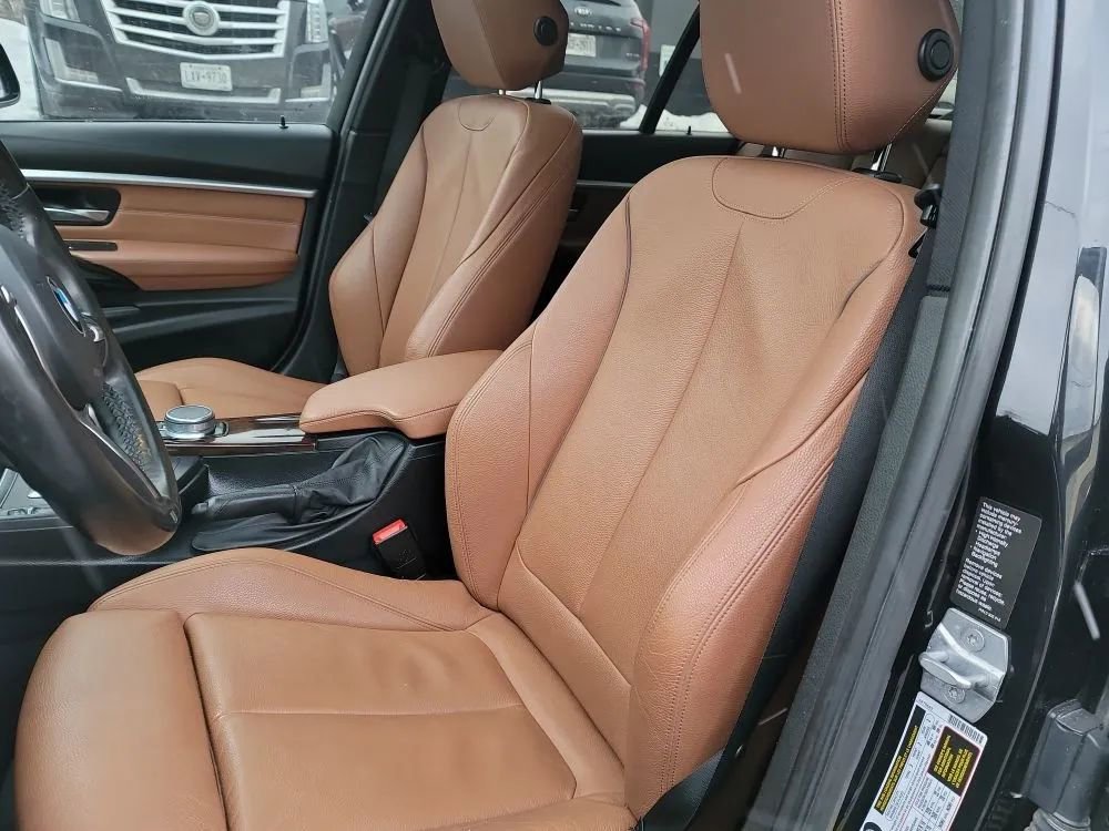 Used 2017 BMW 340i xDrive 340i xDrive Sedan 4D image 9