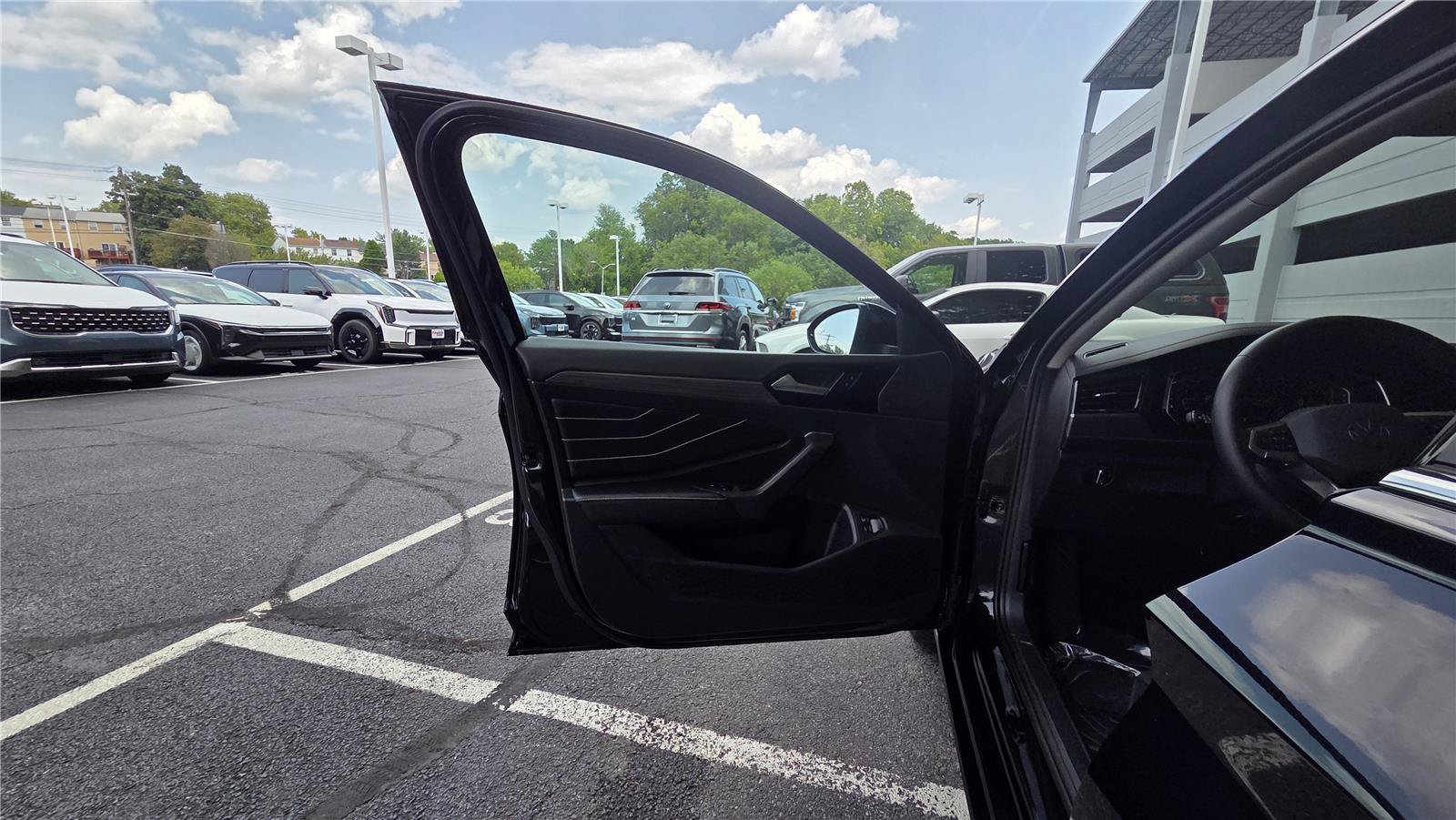 Certified 2022 Volkswagen Jetta SEL FWD image 10