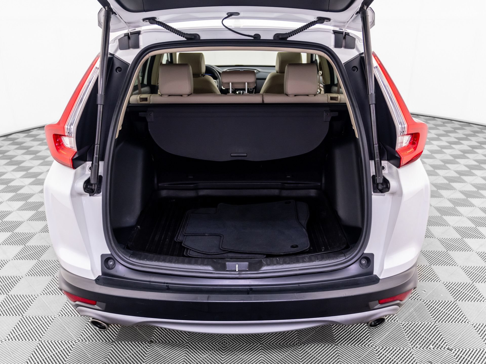 Used 2019 Honda CR-V Touring image 28