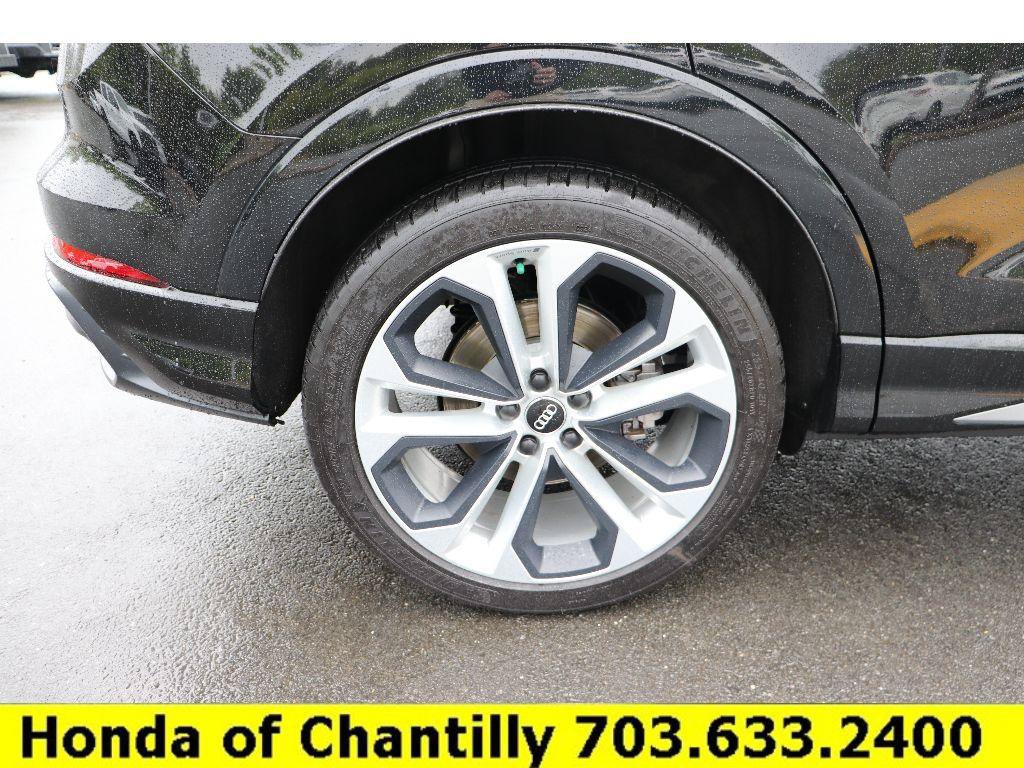 Used 2020 Audi Q3 2.0T Premium Plus w/ Premium Plus Package AWD/4WD image 29