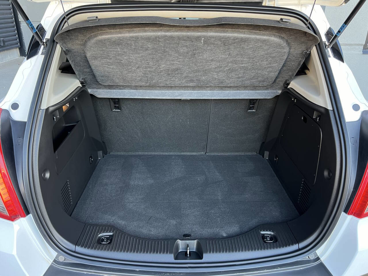 Used 2016 Buick Encore AWD image 26