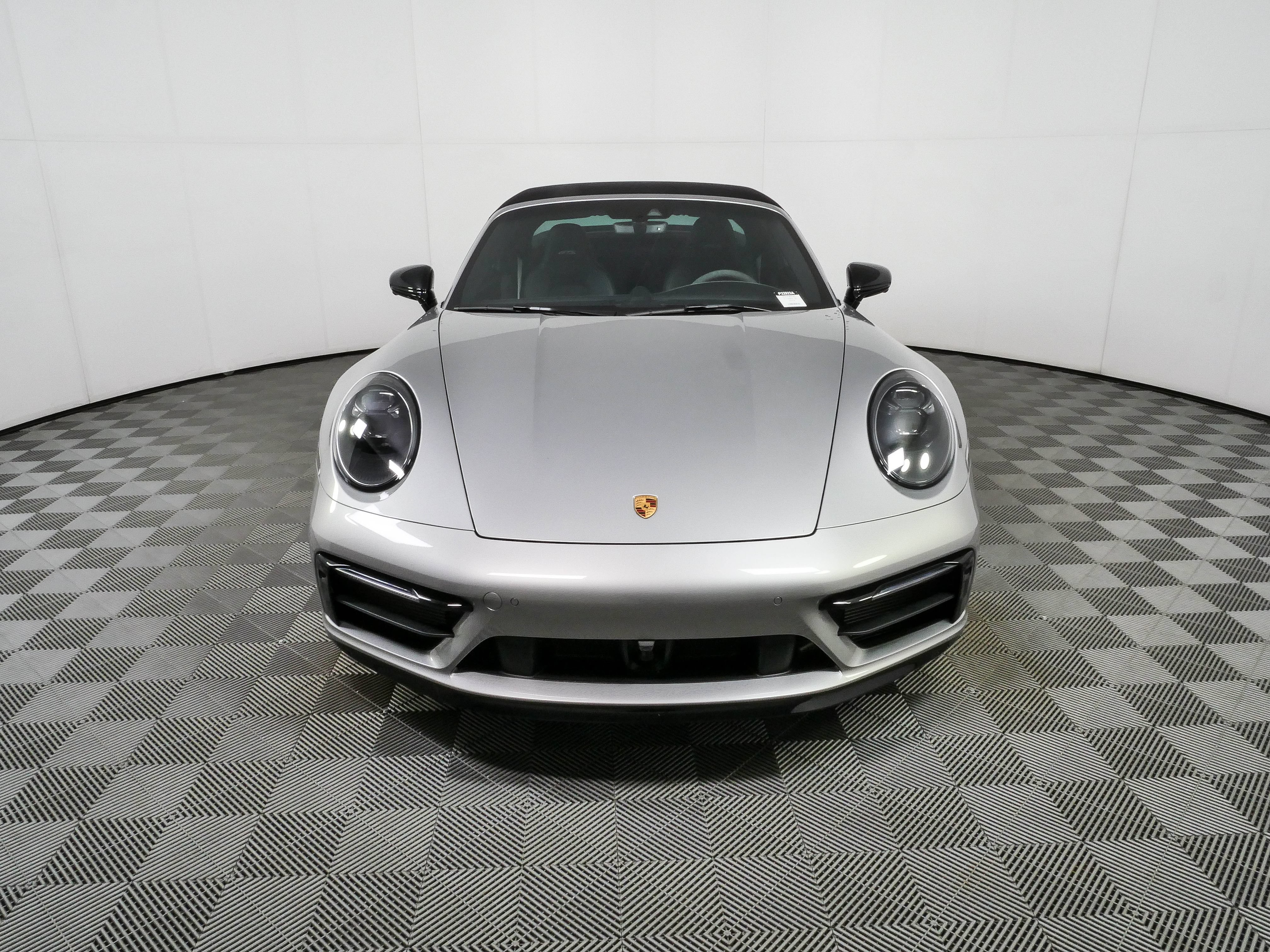 Certified 2024 Porsche 911 Targa 4 GTS w/ Premium Package AWD/4WD image 34