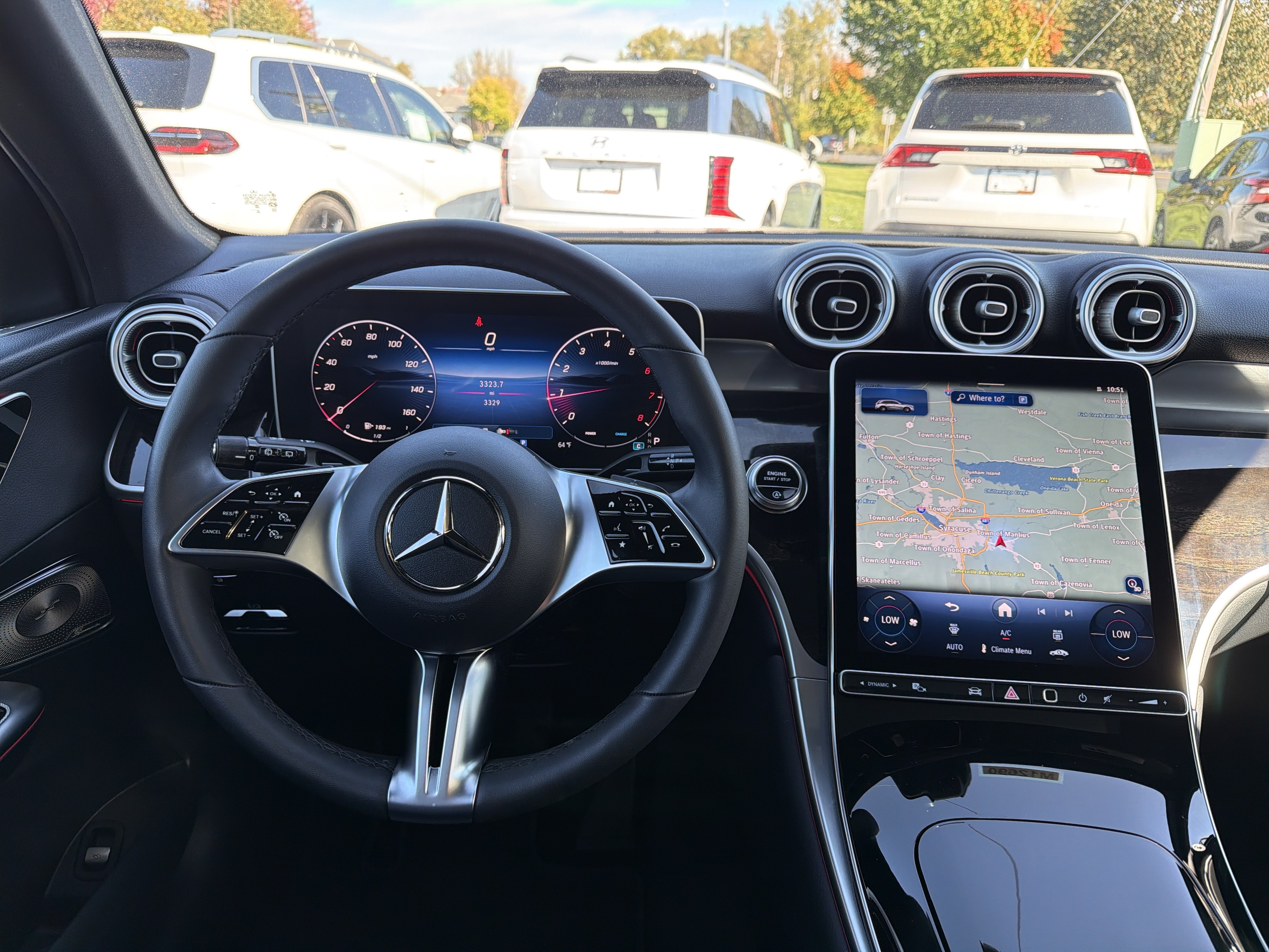 Used 2026 Mercedes-Benz GLC 300 4MATIC image 11