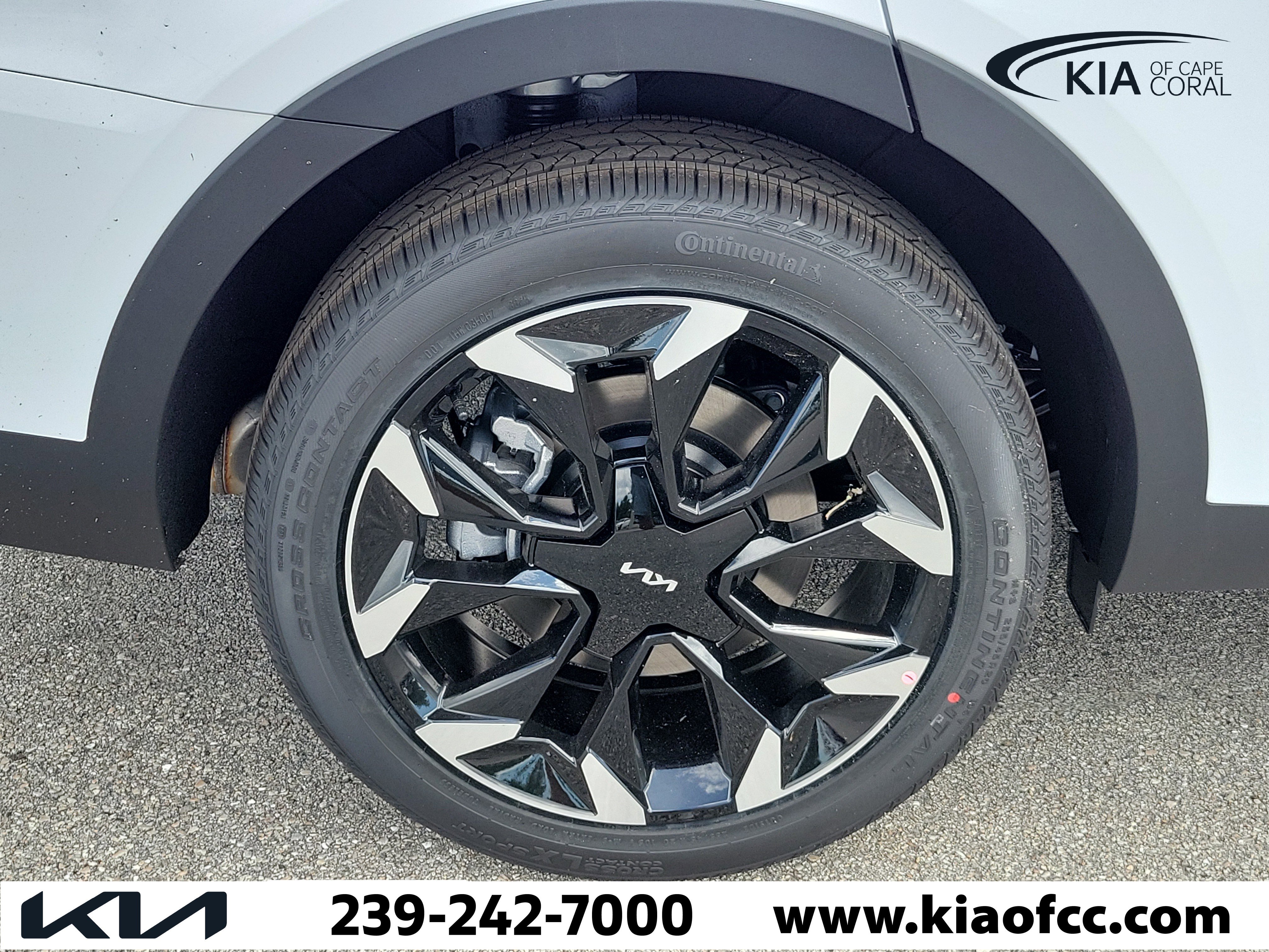 New 2026 Kia Sorento EX FWD image 9